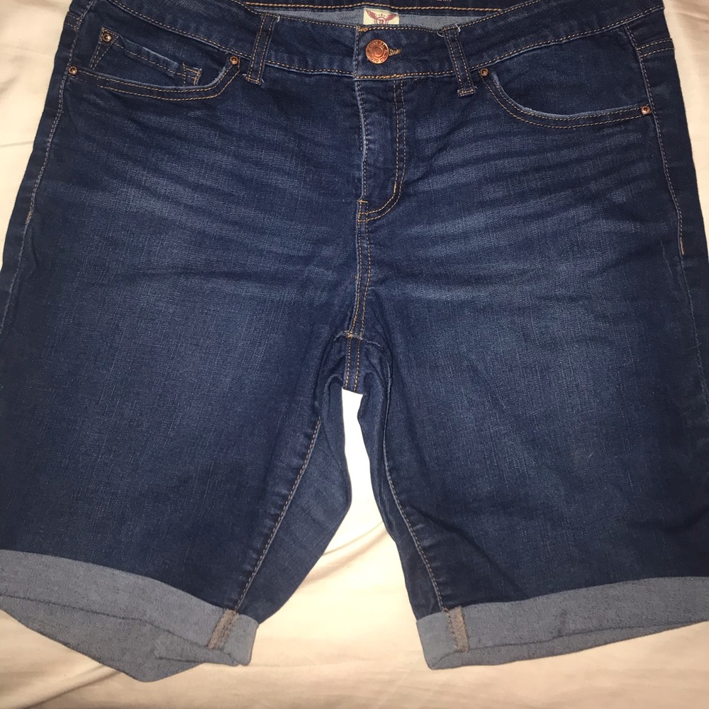 Faded Glory Jean Bermuda size 14